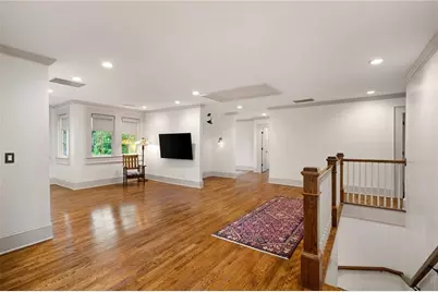 3230 W Andrews Dr, Atlanta, GA 30305 - Photo 27