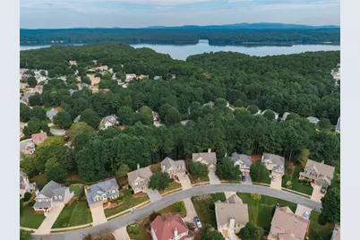 309 Laurel Glen Crossing, Canton, GA 30114 - Photo 3