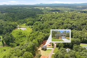 284 Stonington Dr, Mount Airy, GA 30563 - Photo 3
