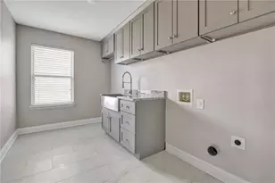 910 Southfork Dr, Loganville, GA 30052 - Photo 51
