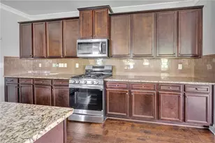 910 Southfork Dr, Loganville, GA 30052 - Photo 25