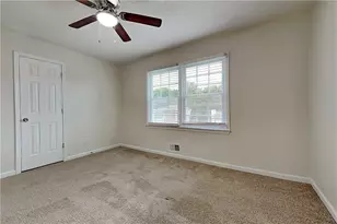 3253 Glynn Mill Dr, Snellville, GA 30039 - Photo 11