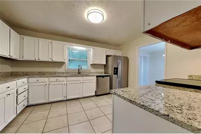 3253 Glynn Mill Drive, Snellville, GA 30039 - Photo 5