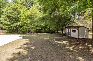 135 London Berry Ct, Tyrone, GA 30290 - Photo 33