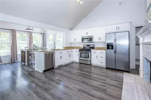 31 McWhorter St, Jasper, GA 30143 - Photo 13