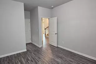 352 Newshaw Dr, Lawrenceville, GA 30046 - Photo 7