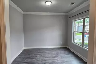 352 Newshaw Dr, Lawrenceville, GA 30046 - Photo 3