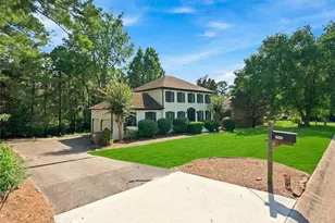 1494 Oak Springs Dr, Marietta, GA 30066 - Photo 3