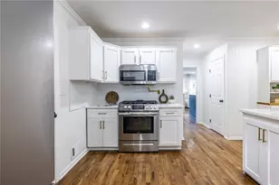 693 N Superior Ave, Decatur, GA 30033 - Photo 13