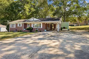 542 Marion St, Winder, GA 30680 - Photo 5