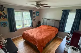 542 Marion St, Winder, GA 30680 - Photo 13