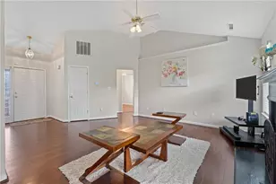 7001 Kingston Ln, McDonough, GA 30253 - Photo 9