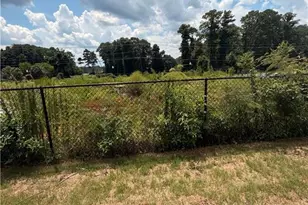 2300 Jamin Bnd, Lithonia, GA 30058 - Photo 17