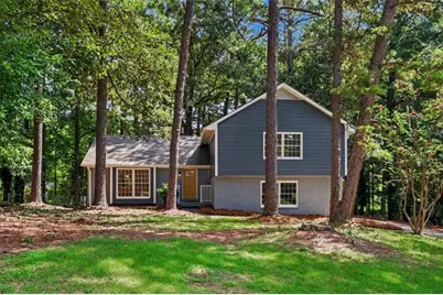 1915 Lisa Lane, Riverdale, GA 30296 - Photo 1