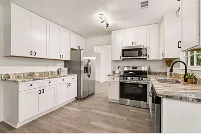 1915 Lisa Lane, Riverdale, GA 30296 - Photo 15