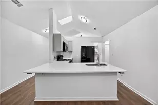 633 Sandys Ln SE, Atlanta, GA 30354 - Photo 7