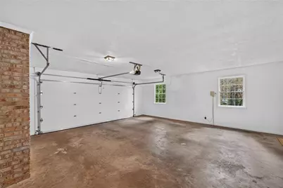 4682 Stonehenge Drive, Dunwoody, GA 30360 - Photo 29