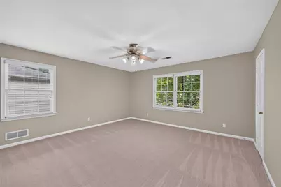 4682 Stonehenge Drive, Dunwoody, GA 30360 - Photo 21