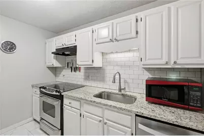 4012 Woodridge Way, Tucker, GA 30084 - Photo 9
