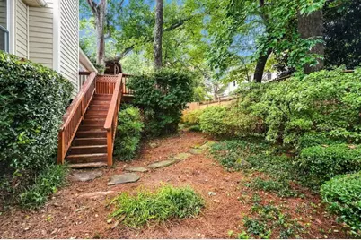 1057 Capital Club Circle NE, Atlanta, GA 30319 - Photo 33
