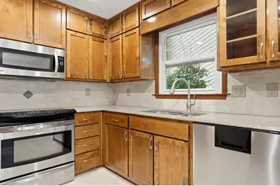 1057 Capital Club Circle NE, Atlanta, GA 30319 - Photo 15