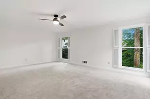 1057 Capital Club Cir NE, Atlanta, GA 30319 - Photo 25