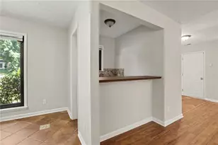 10900 Spotted Pony Trail, Johns Creek, GA 30022 - Photo 15