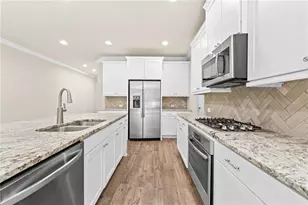 2028 Glenview Park Cir, Duluth, GA 30097 - Photo 9