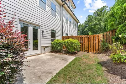 2028 Glenview Park Circle, Duluth, GA 30097 - Photo 45