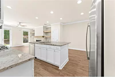 2028 Glenview Park Circle, Duluth, GA 30097 - Photo 7