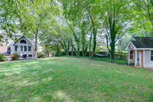 5332 Candleberry Dr SW, Lilburn, GA 30047 - Photo 55