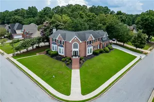 5332 Candleberry Dr SW, Lilburn, GA 30047 - Photo 5
