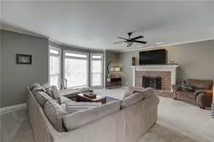 5332 Candleberry Dr SW, Lilburn, GA 30047 - Photo 13