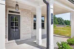 982 Homepark Circle, Buford, GA 30518 - Photo 3