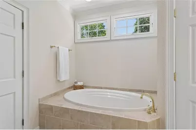 860 Wellesley Drive NW, Atlanta, GA 30305 - Photo 53