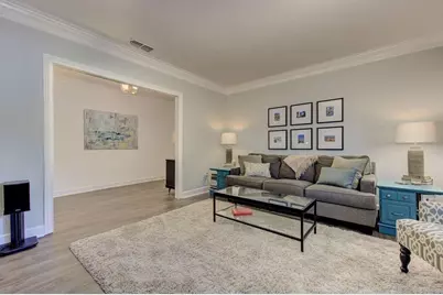 27 Mount Vernon Circle, Atlanta, GA 30338 - Photo 9