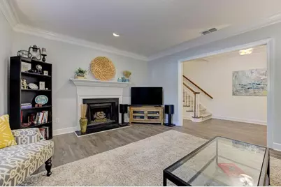 27 Mount Vernon Circle, Atlanta, GA 30338 - Photo 11