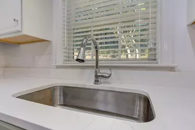 27 Mount Vernon Circle, Atlanta, GA 30338 - Photo 21