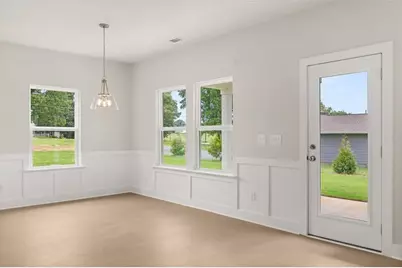 8315 Creekside Overlook Drive, Gainesville, GA 30506 - Photo 11