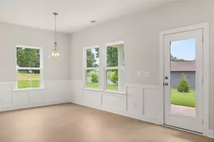 8315 Creekside Overlook Dr, Gainesville, GA 30506 - Photo 11
