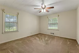 2069 Elmwood Cir, Snellville, GA 30078 - Photo 17