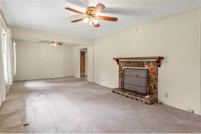 2069 Elmwood Circle, Snellville, GA 30078 - Photo 13