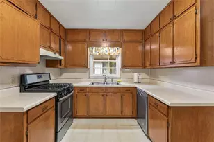 2069 Elmwood Cir, Snellville, GA 30078 - Photo 29