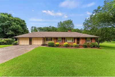 2069 Elmwood Circle, Snellville, GA 30078 - Photo 5