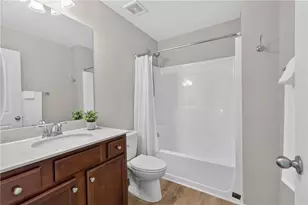 3383 Castleberry Village Cir, Cumming, GA 30040 - Photo 27