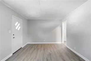 1693 Concord Dr SE, Marietta, GA 30060 - Photo 9