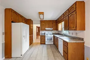 2647 Ashley Oaks Ct, Duluth, GA 30096 - Photo 21