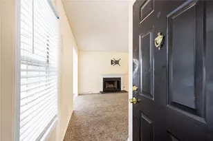 910 Augusta Dr SE, Marietta, GA 30067 - Photo 5