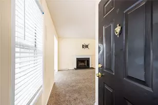 910 Augusta Dr SE, Marietta, GA 30067 - Photo 5