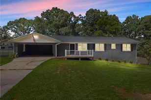 5850 Norton Cir, Flowery Branch, GA 30542 - Photo 1